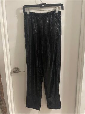 NWT XiRENA Declan Small Black Shine  Shimmer Velvet Elastic waist pockets Pants